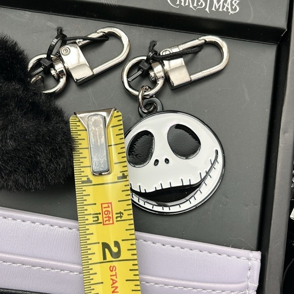 🆕 Nightmare Before Christmas 3 Piece Gift Set Mini Backpack ID Wallet Keychains - Picture 9 of 16